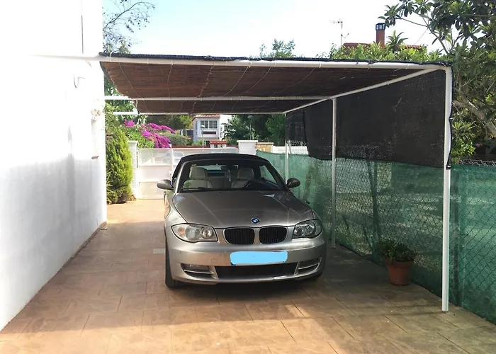 Casa Con Gran Jardin Cerca De La Playa - Baix